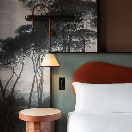 Hotel The Spring House Vatican, Tapestry Collection By Hilton