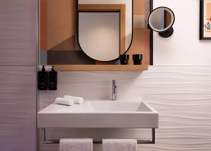 Hotel The Spring House Vatican, Tapestry Collection By Hilton Rome